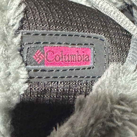 Columbia Girls Size 2 Winter Boots with Faux Fur - Picture 6 of 9